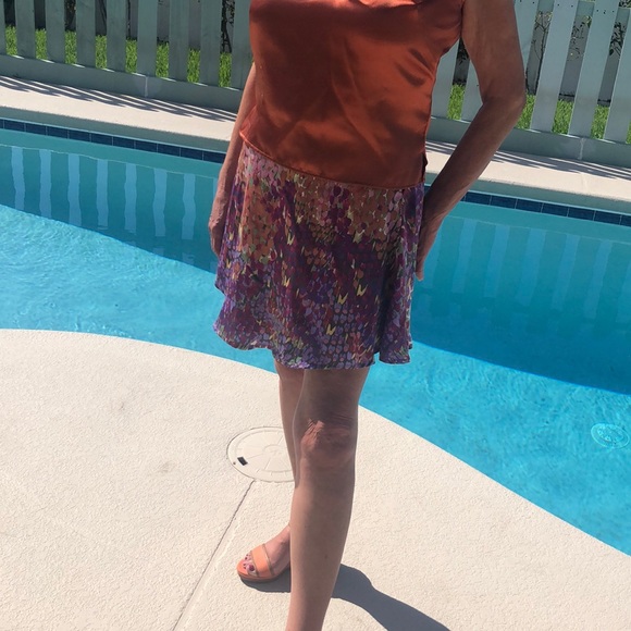 Forever 21 multi colored skirt with lining - Picture 2 of 7